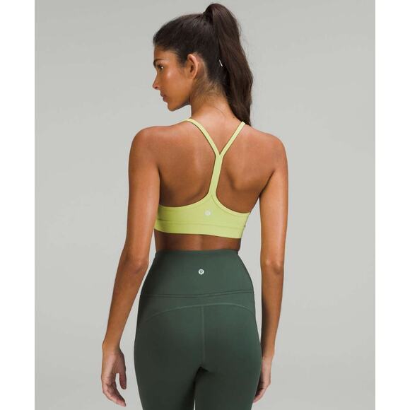 (4) NWT $68 Lululemon Flow Y Nulu Bra *Light Support, A–C Cups Wasabi - Picture 2 of 8